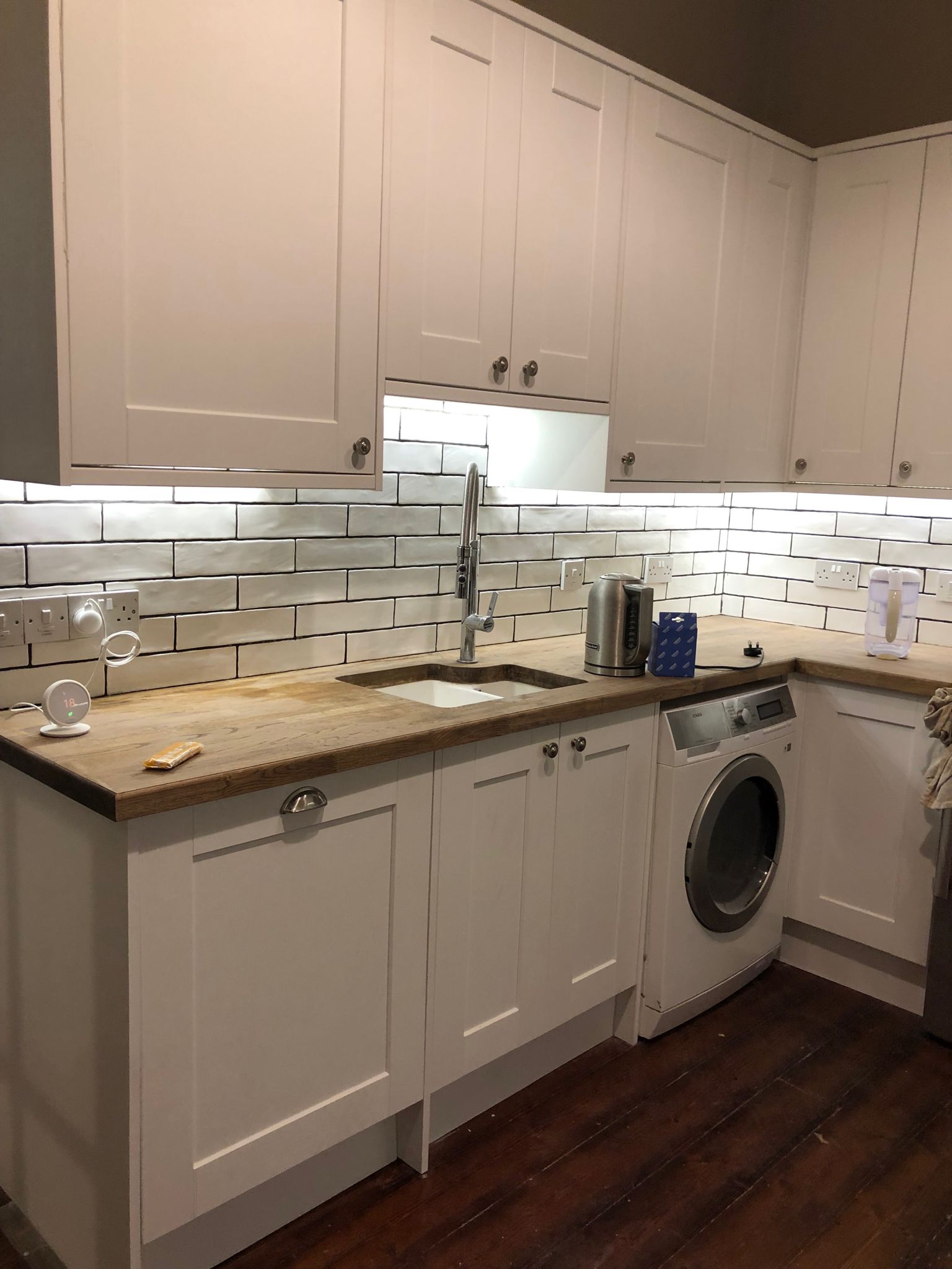 Read more about the article Forest Gate’s Howdens Kitchen Installation